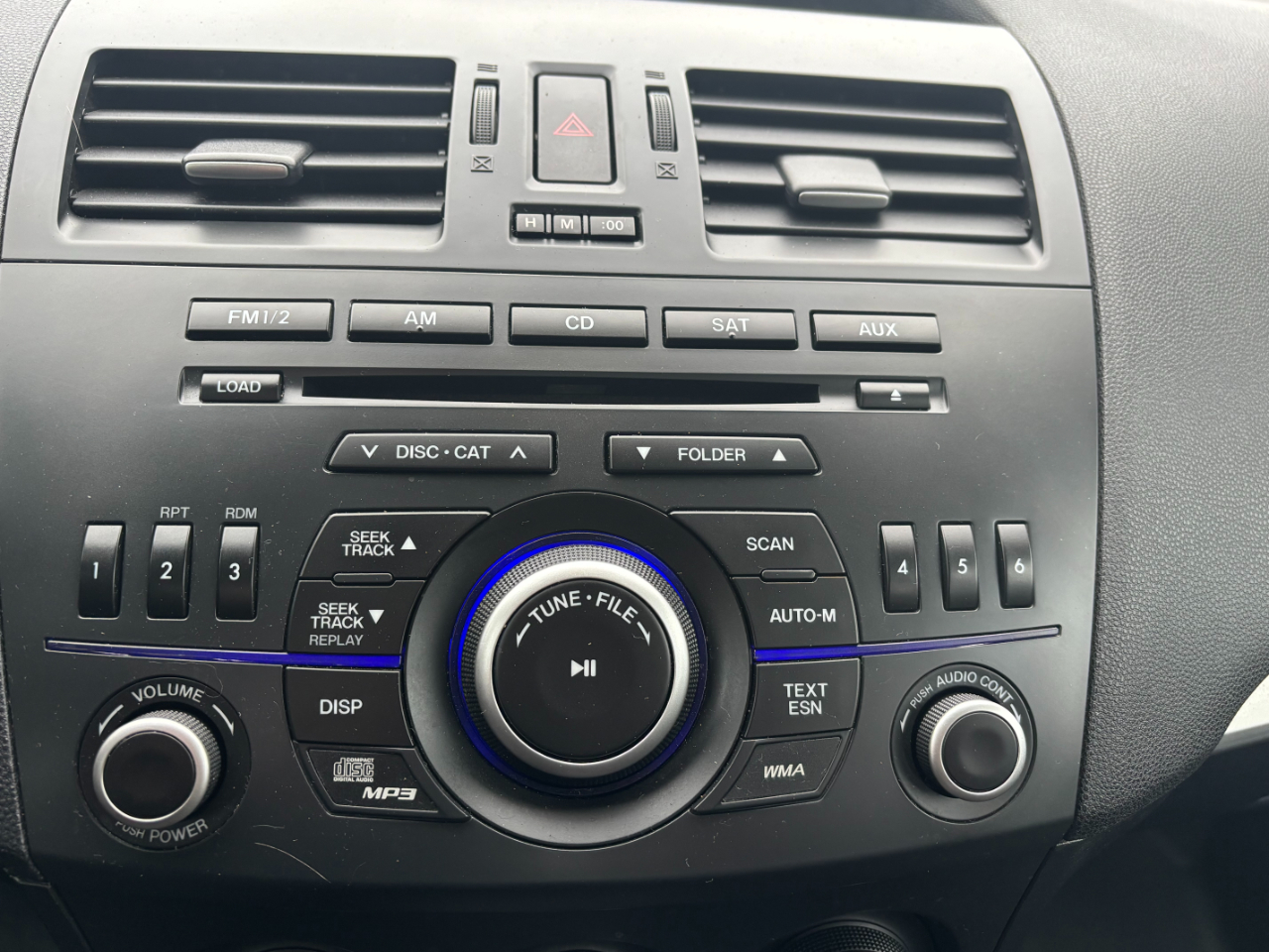 Mazda MAZDA3 i Touring 2013