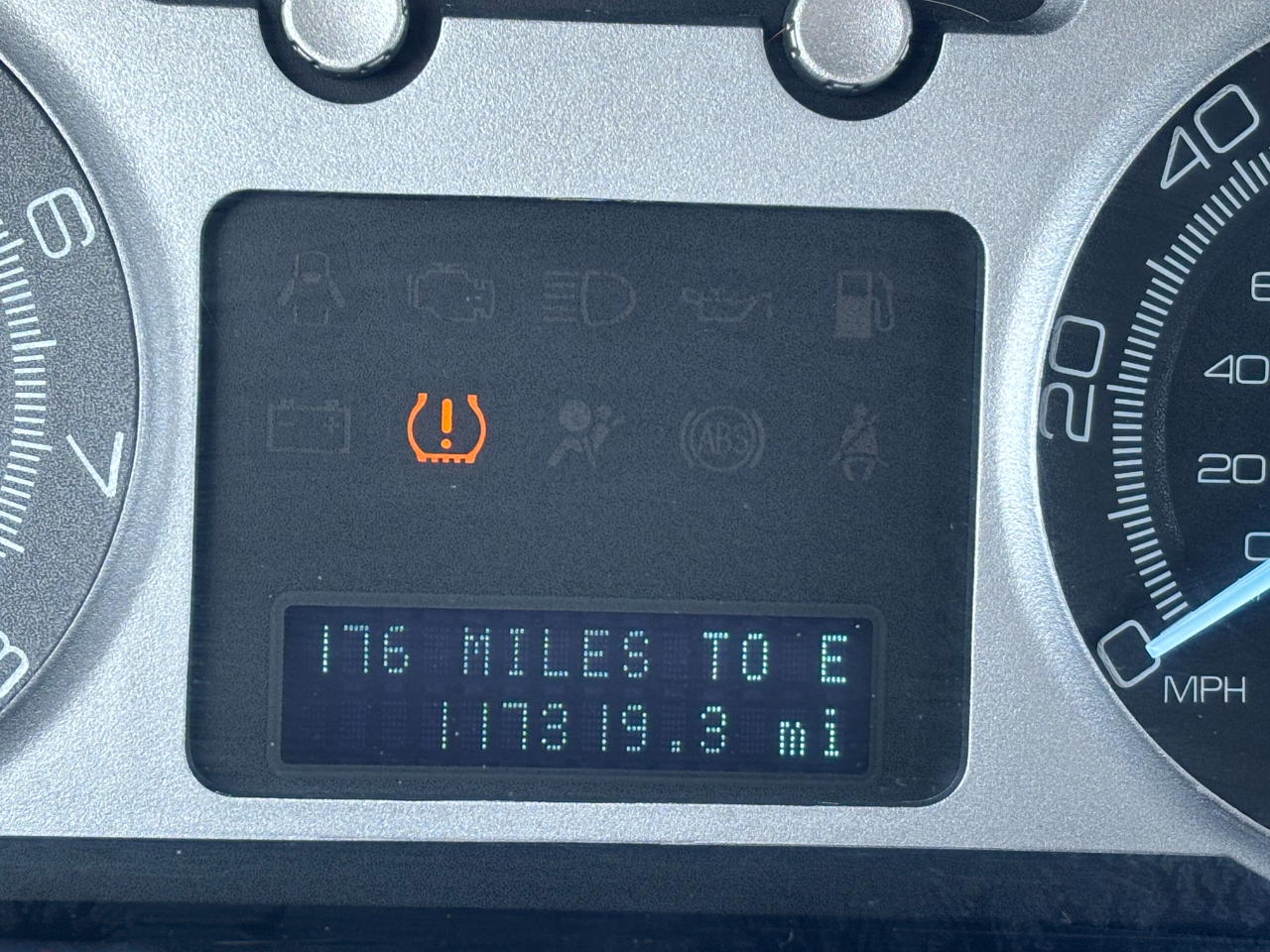 Mercury Mariner FWD 4dr 2010