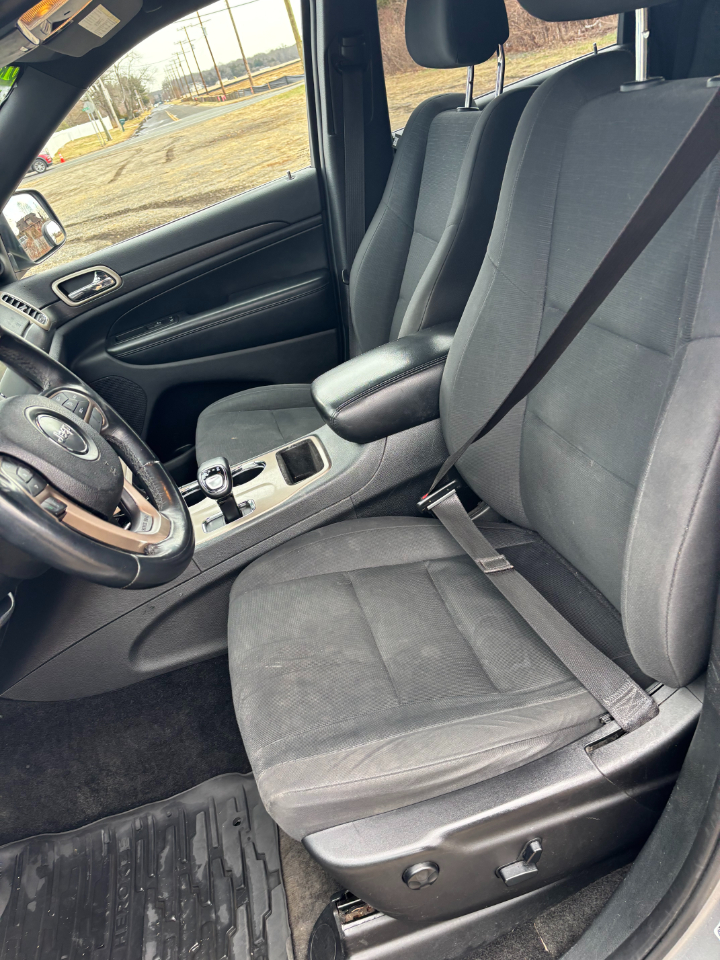 Jeep Grand Cherokee 4WD 4dr Laredo 2015