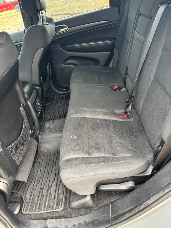 Jeep Grand Cherokee 4WD 4dr Laredo 2015