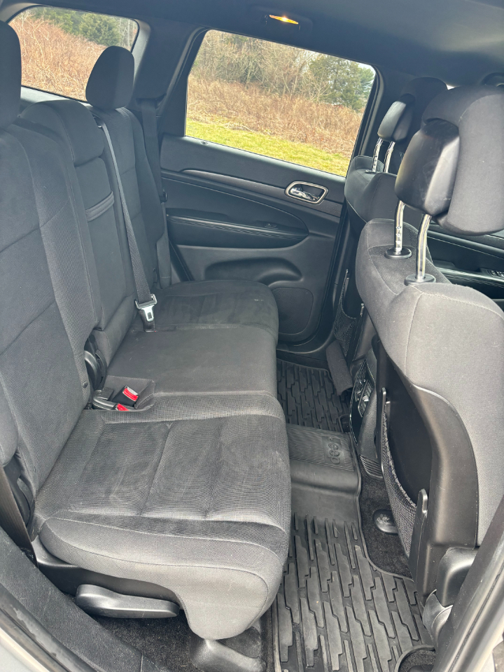 Jeep Grand Cherokee 4WD 4dr Laredo 2015