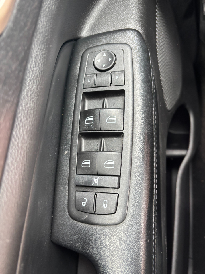 Jeep Grand Cherokee 4WD 4dr Laredo 2015