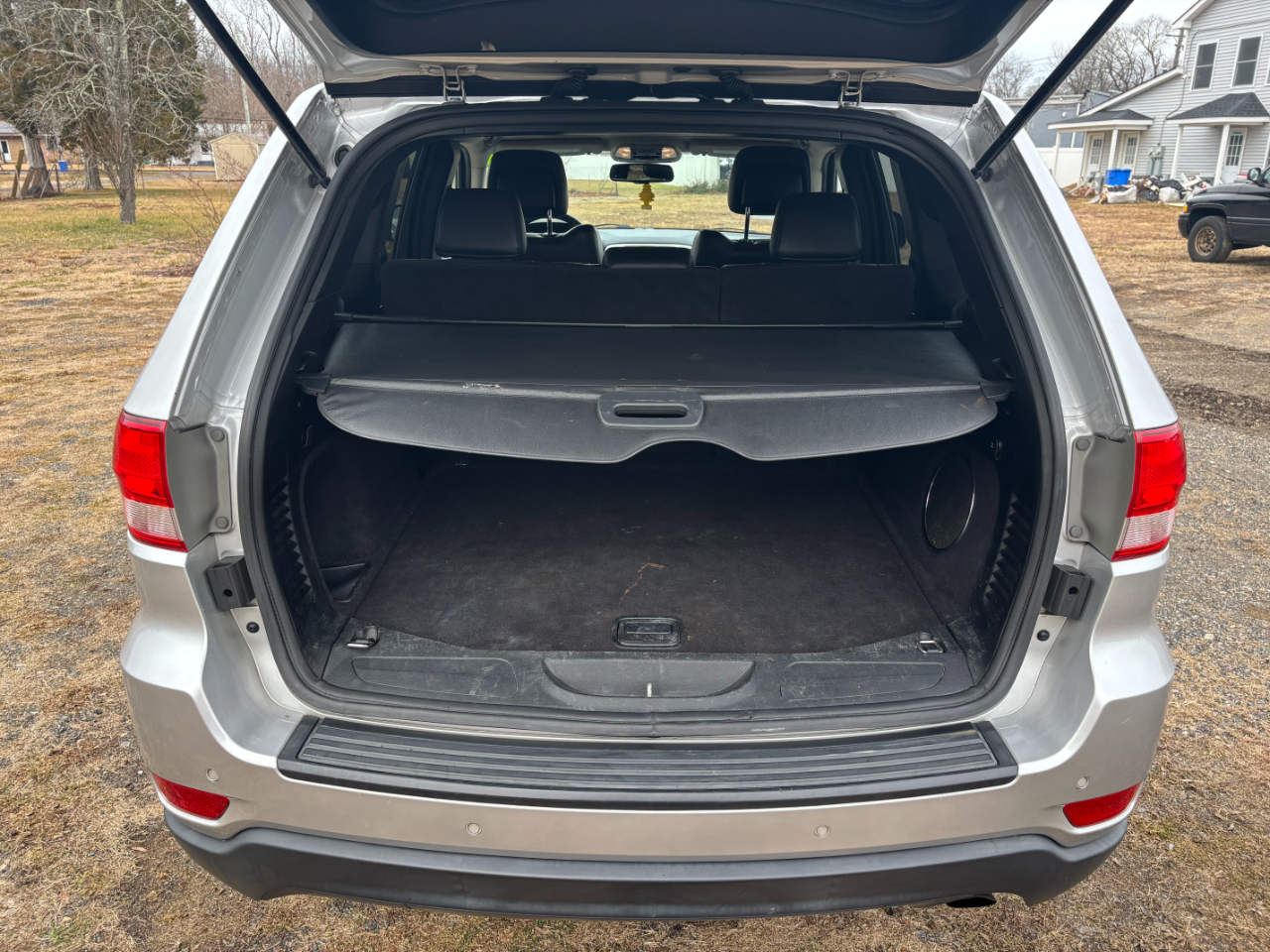 Jeep Grand Cherokee 4WD 4dr Laredo 2012