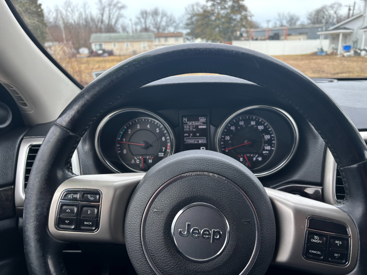 Jeep Grand Cherokee 4WD 4dr Laredo 2012