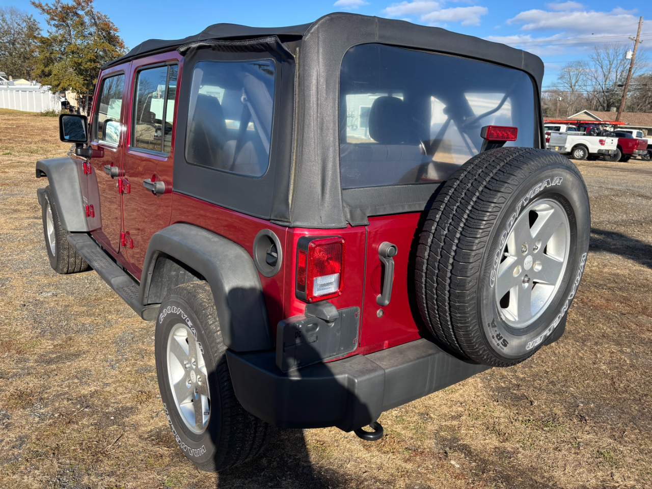 Jeep Wrangler Unlimited 4WD 4dr Sport 2012