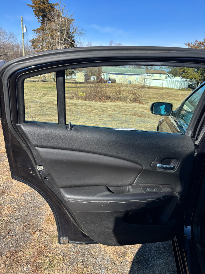 Chrysler 200 Limited 2011