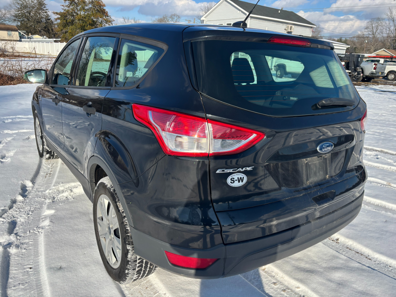 Ford Escape S 2015