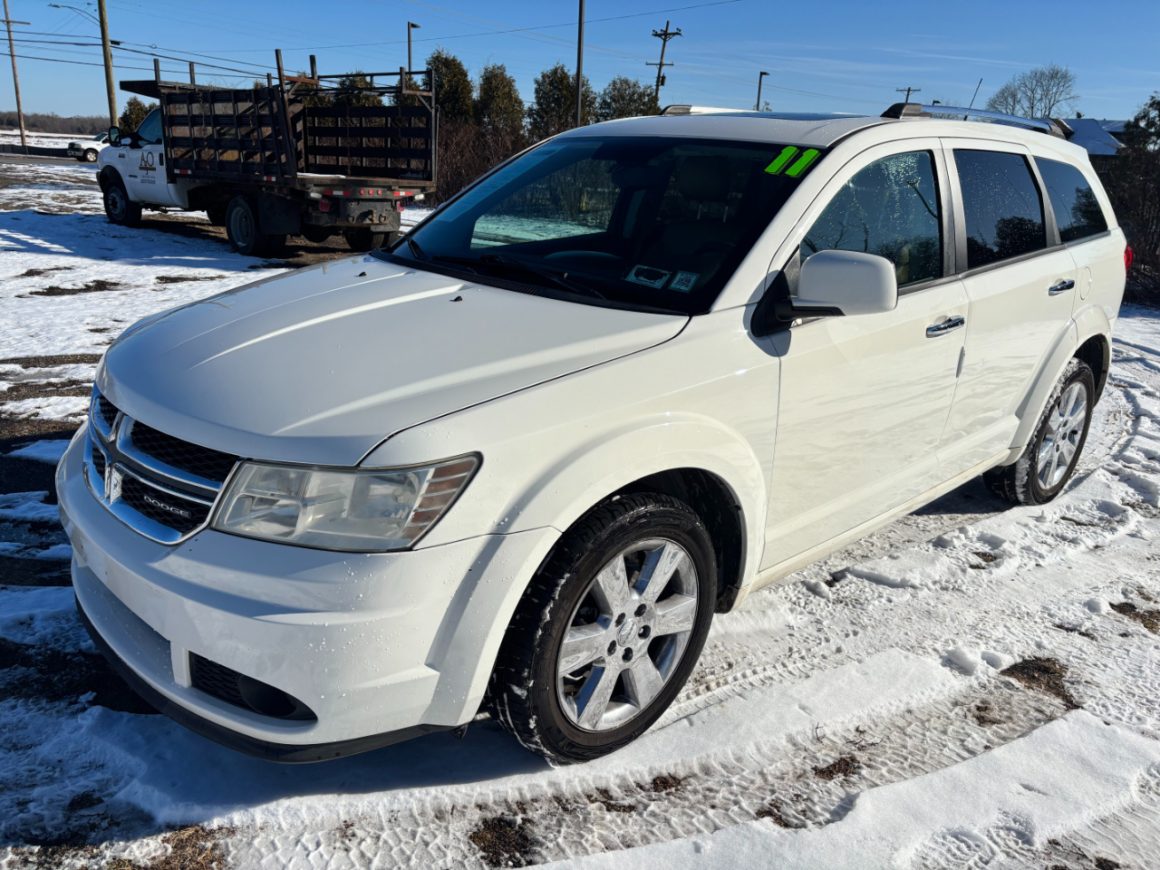 Dodge Journey AWD 4dr LUX 2011