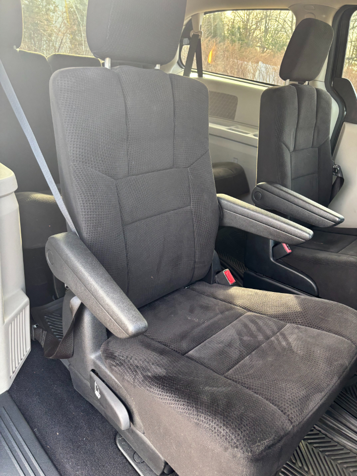 Dodge Grand Caravan SE 2013