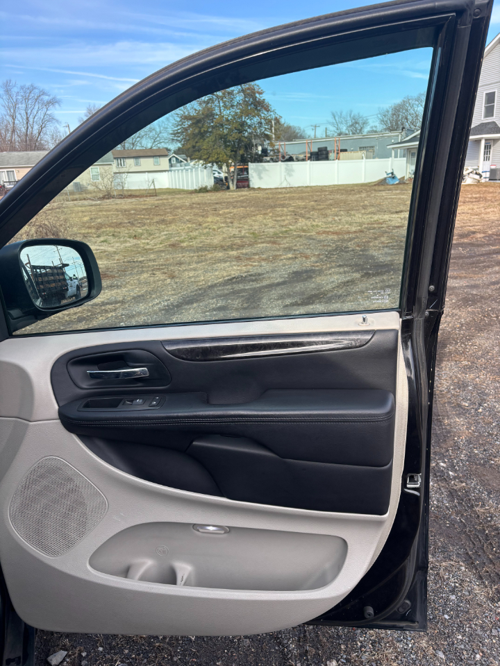 Dodge Grand Caravan SE 2013