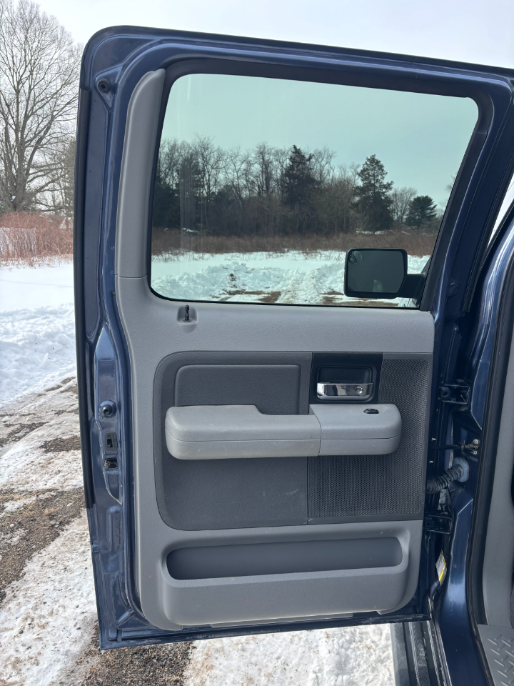 Ford F-150 XLT SuperCrew 5.5-ft. Bed 4WD 2006
