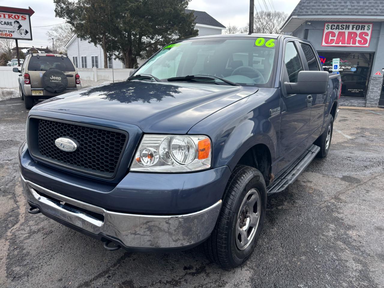 Ford F-150 XLT SuperCrew 5.5-ft. Bed 4WD 2006