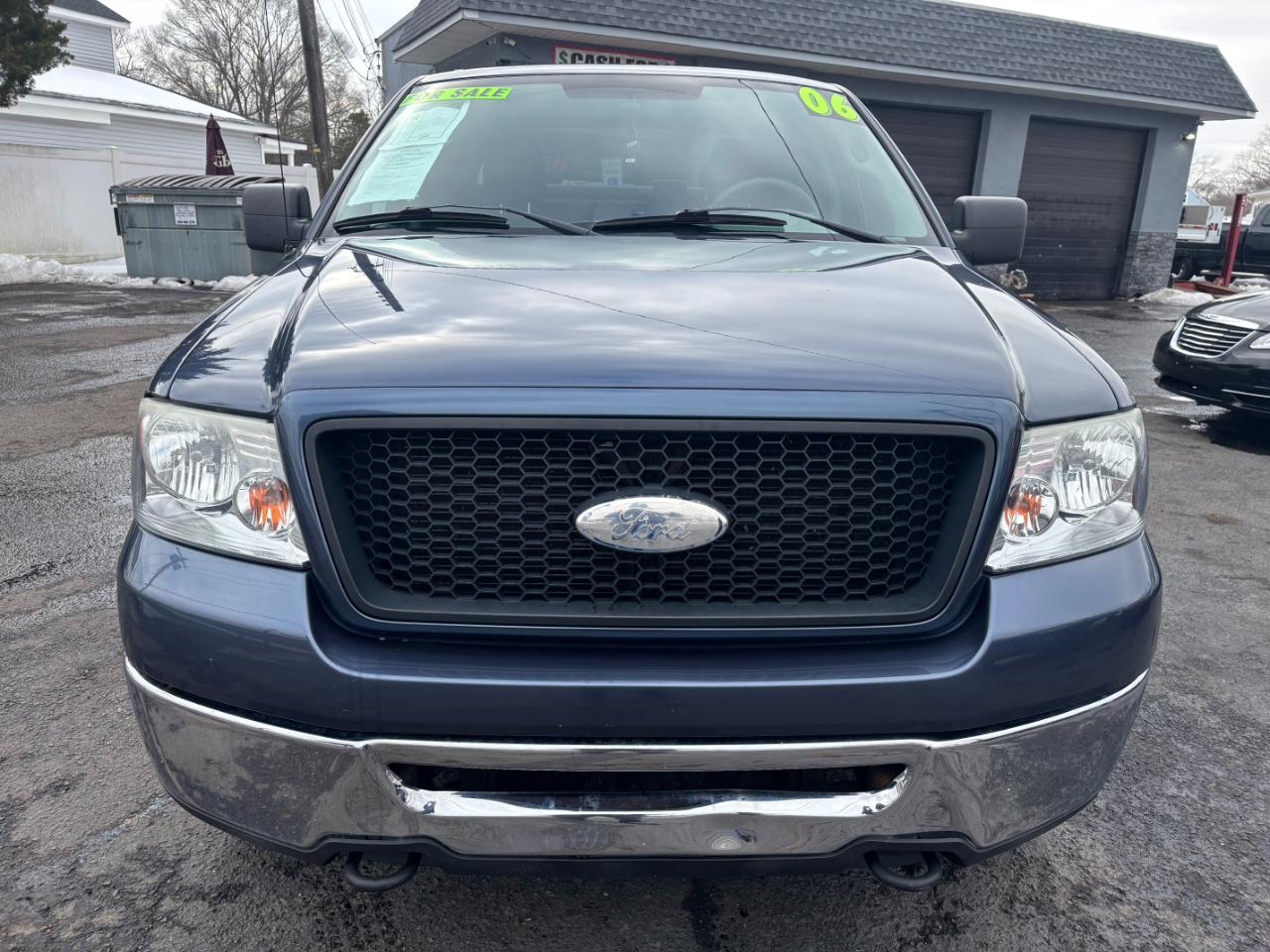 Ford F-150 XLT SuperCrew 5.5-ft. Bed 4WD 2006