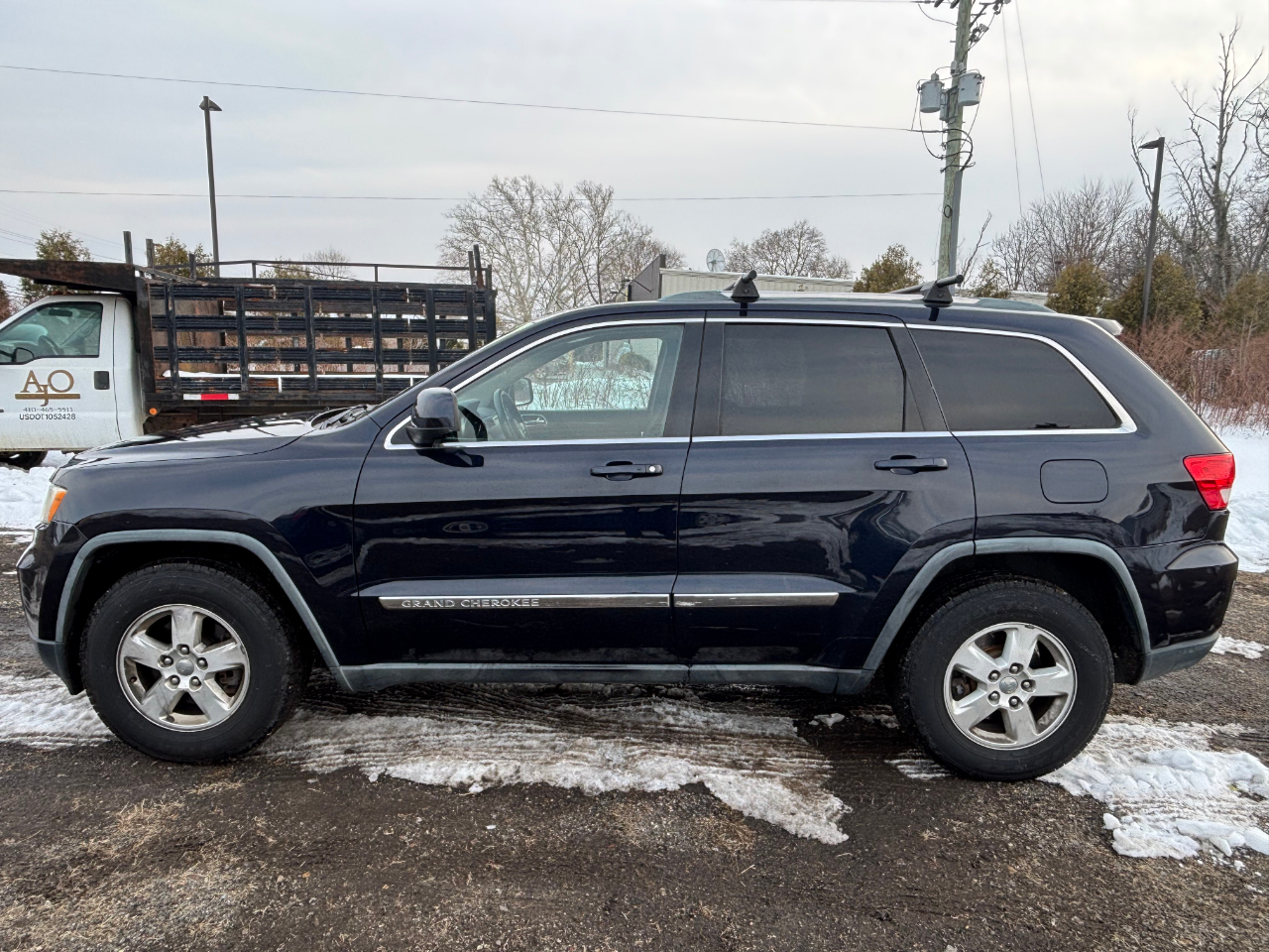 Jeep Grand Cherokee 4WD 4dr Laredo 2011