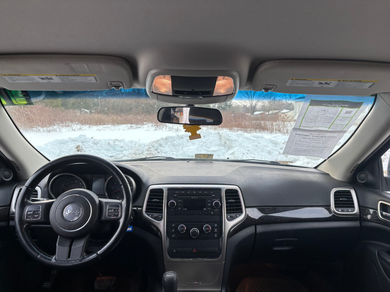 Jeep Grand Cherokee 4WD 4dr Laredo 2011