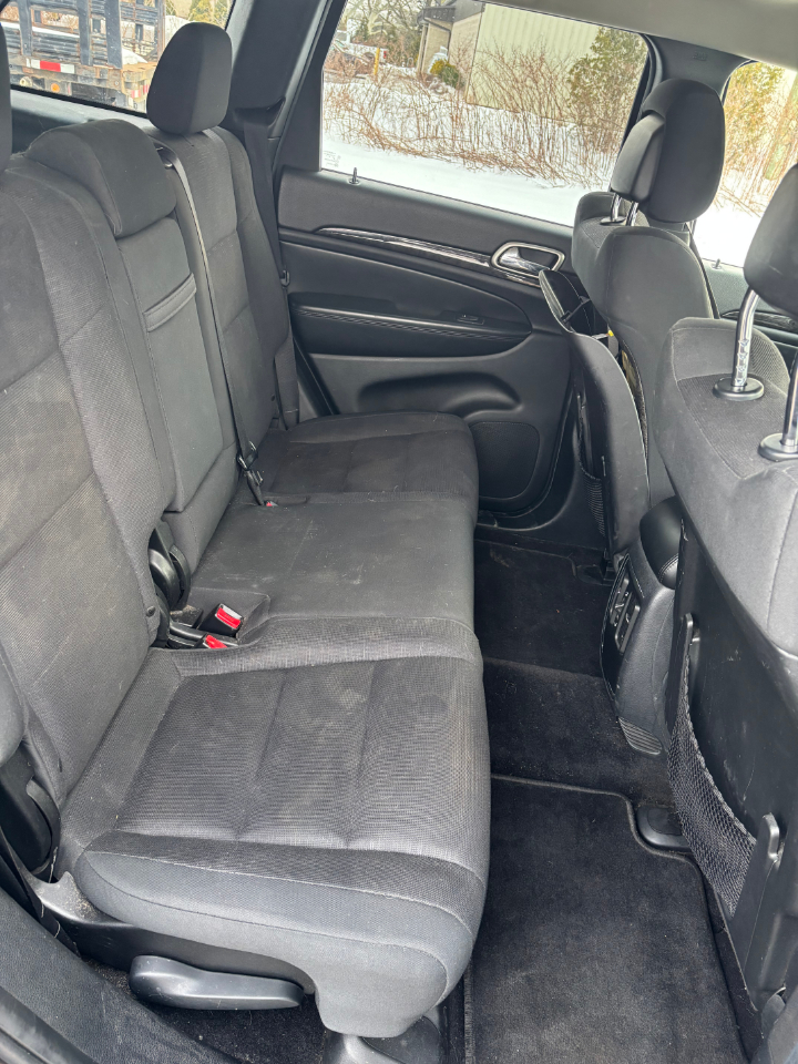 Jeep Grand Cherokee 4WD 4dr Laredo 2011