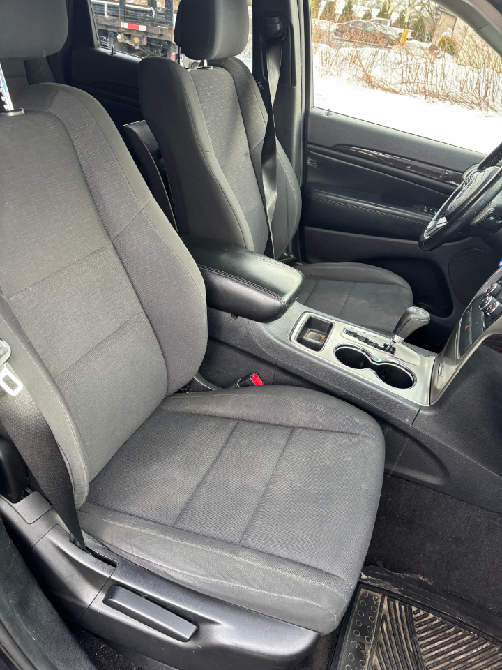 Jeep Grand Cherokee 4WD 4dr Laredo 2011