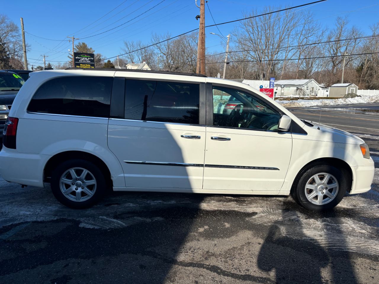 Chrysler Town & Country 4dr Wgn Touring 2011