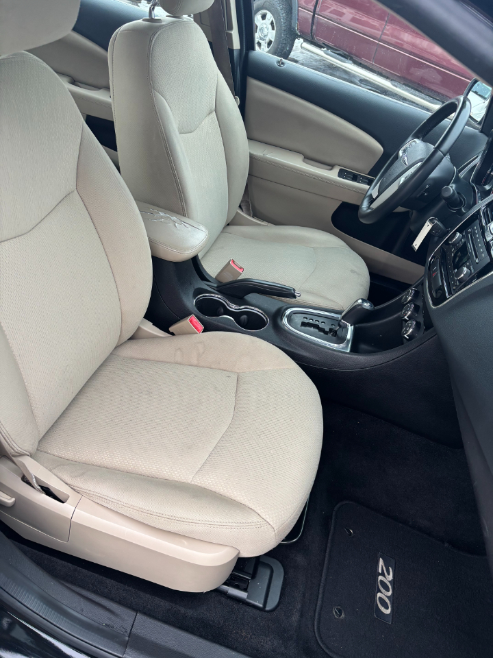 Chrysler 200 Touring 2014