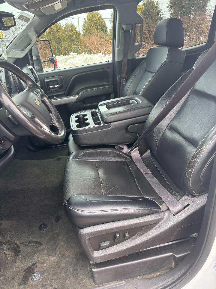 Chevrolet Silverado 2500HD 4WD Crew Cab 153.7" LT 2016