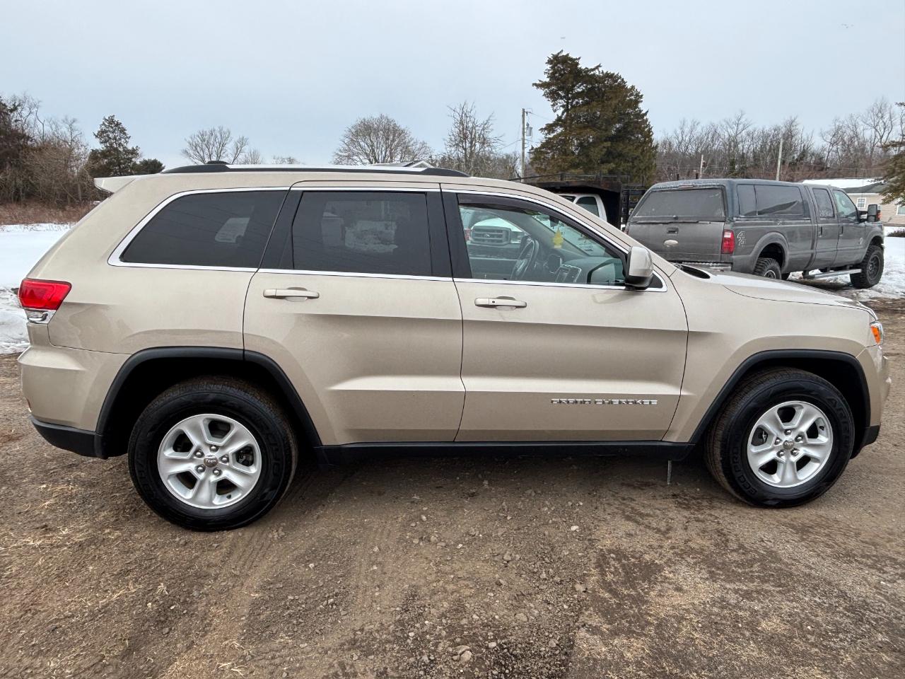 Jeep Grand Cherokee 4WD 4dr Laredo 2015