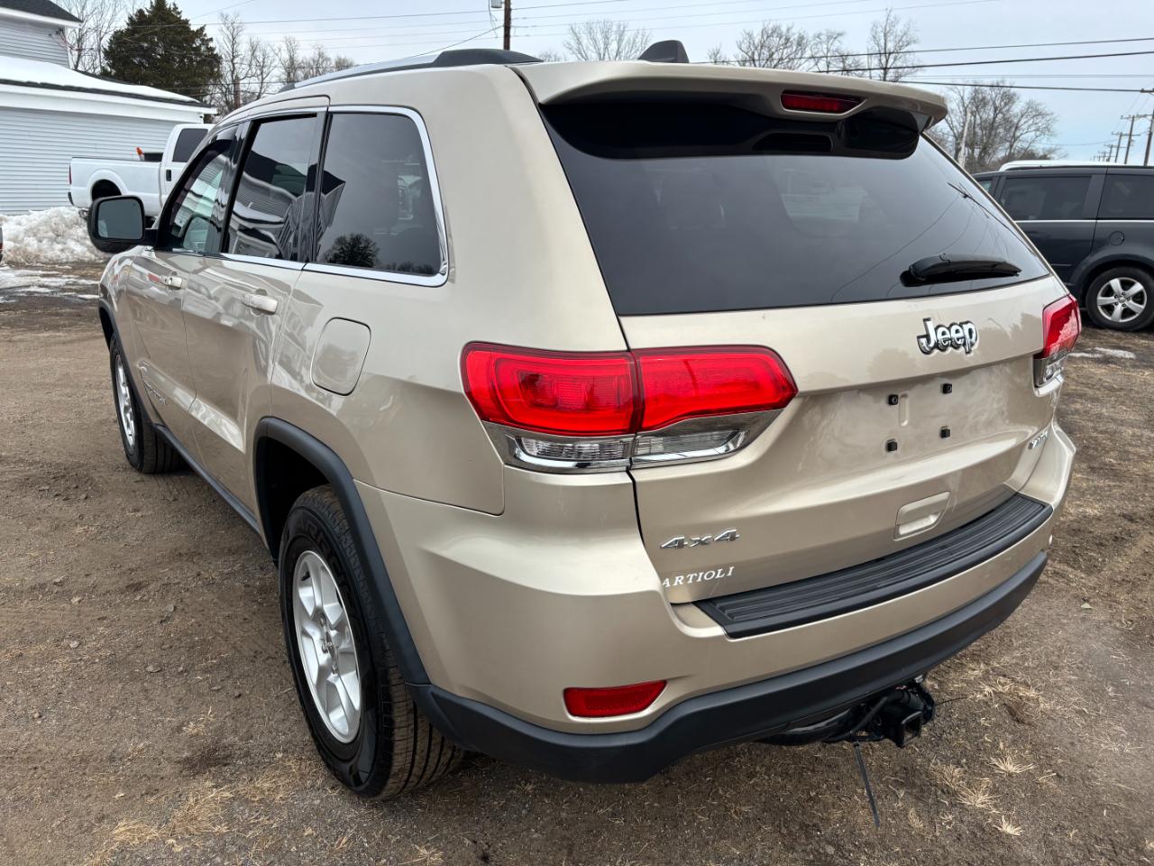 Jeep Grand Cherokee 4WD 4dr Laredo 2015
