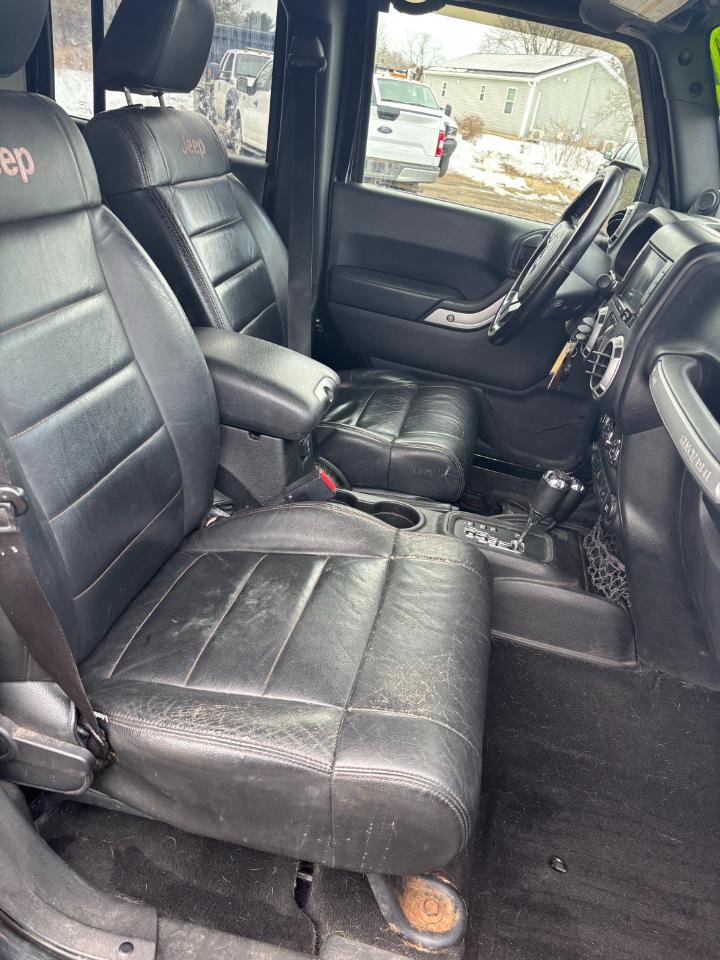 Jeep Wrangler Unlimited Sahara 4x4 2012