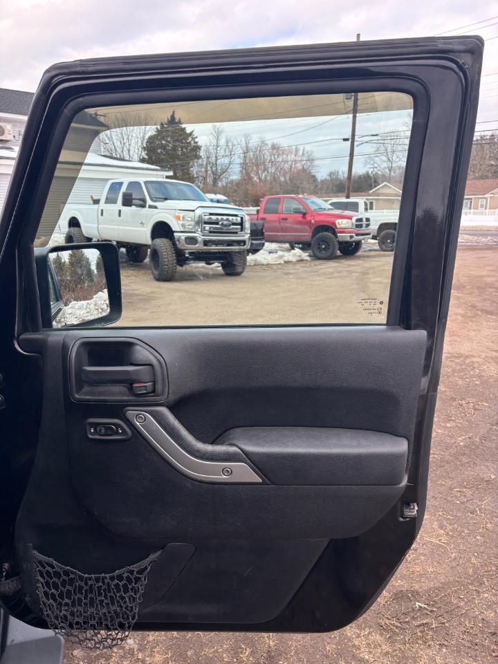 Jeep Wrangler Unlimited Sahara 4x4 2012