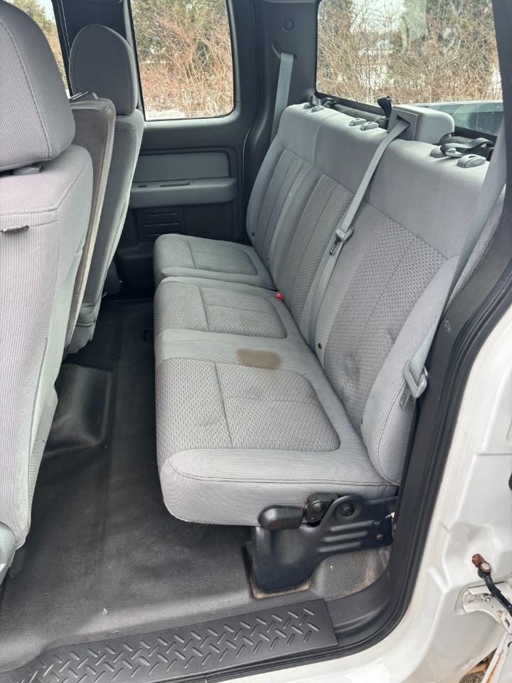 Ford F-150 Lariat SuperCrew 4WD 2012