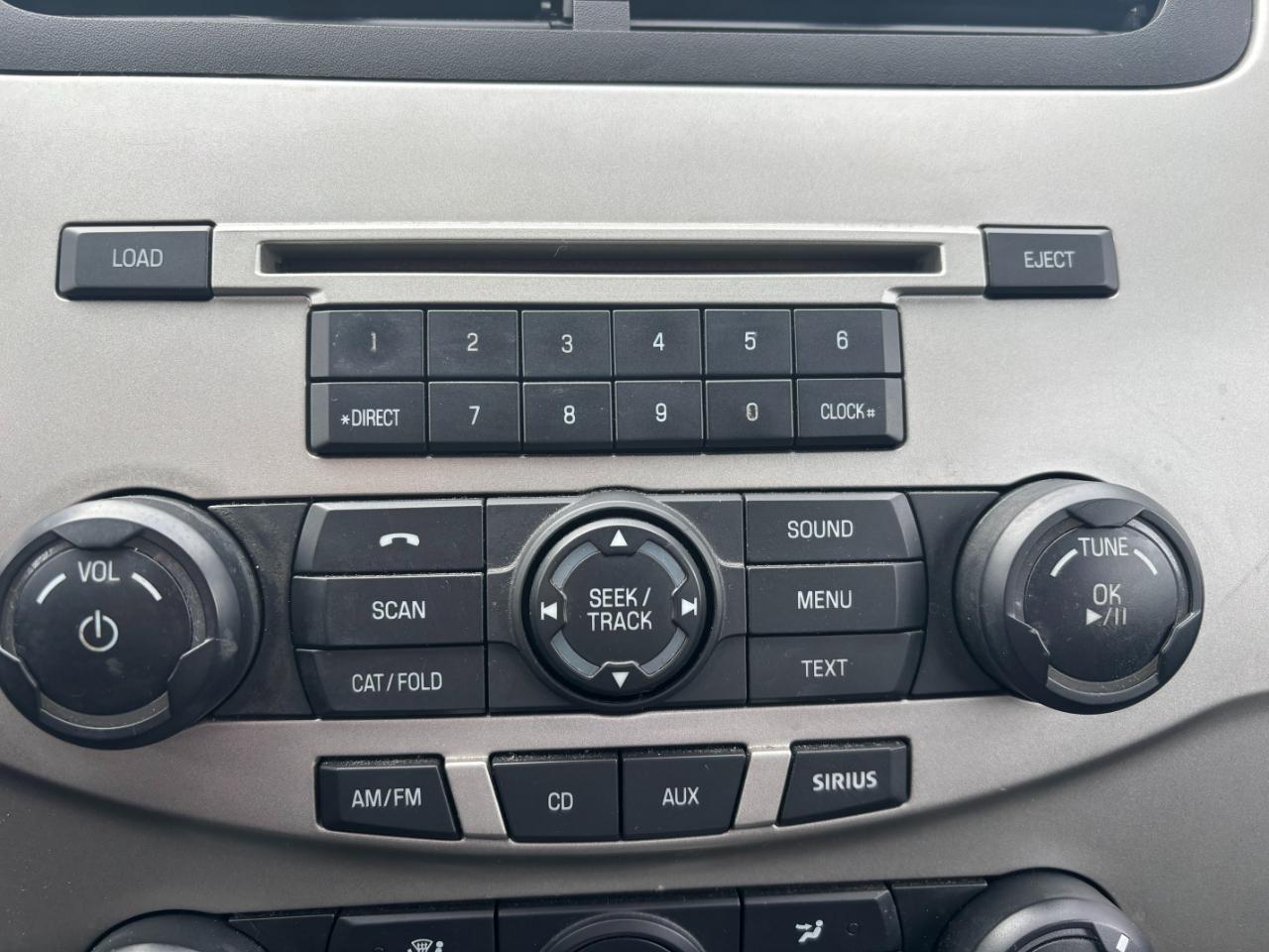 Ford Focus SE Coupe 2009