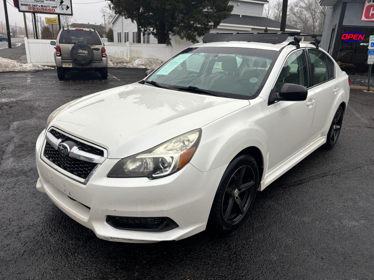 Subaru Legacy 4dr Sdn H4 Man 2.5i 2013