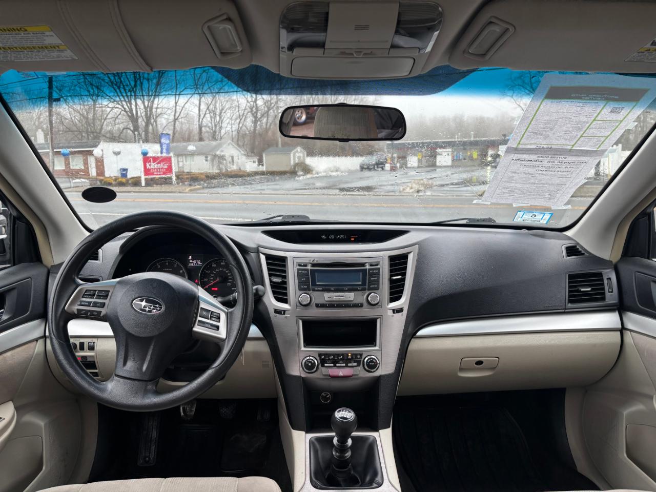 Subaru Legacy 4dr Sdn H4 Man 2.5i 2013