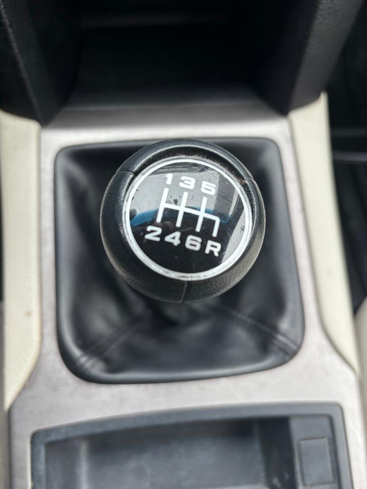 Subaru Legacy 4dr Sdn H4 Man 2.5i 2013