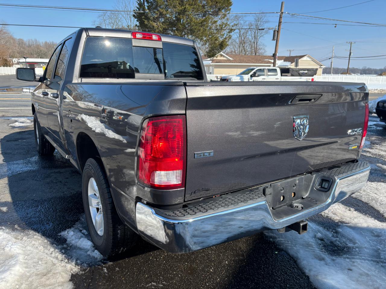 RAM 1500 SLT Quad Cab 2015
