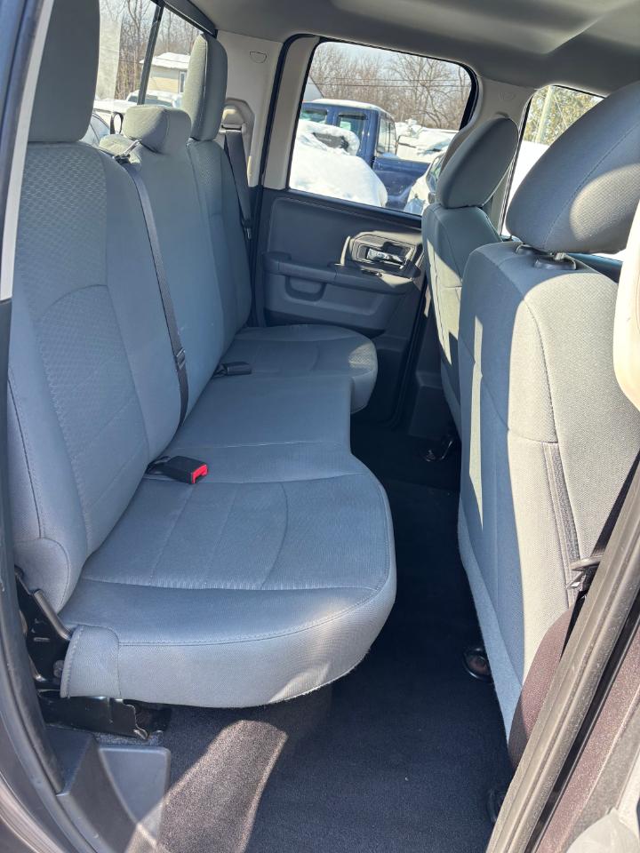 RAM 1500 SLT Quad Cab 2015