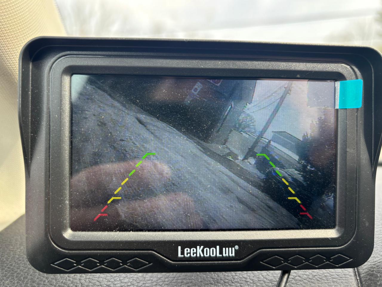 Volkswagen Routan SEL 2011