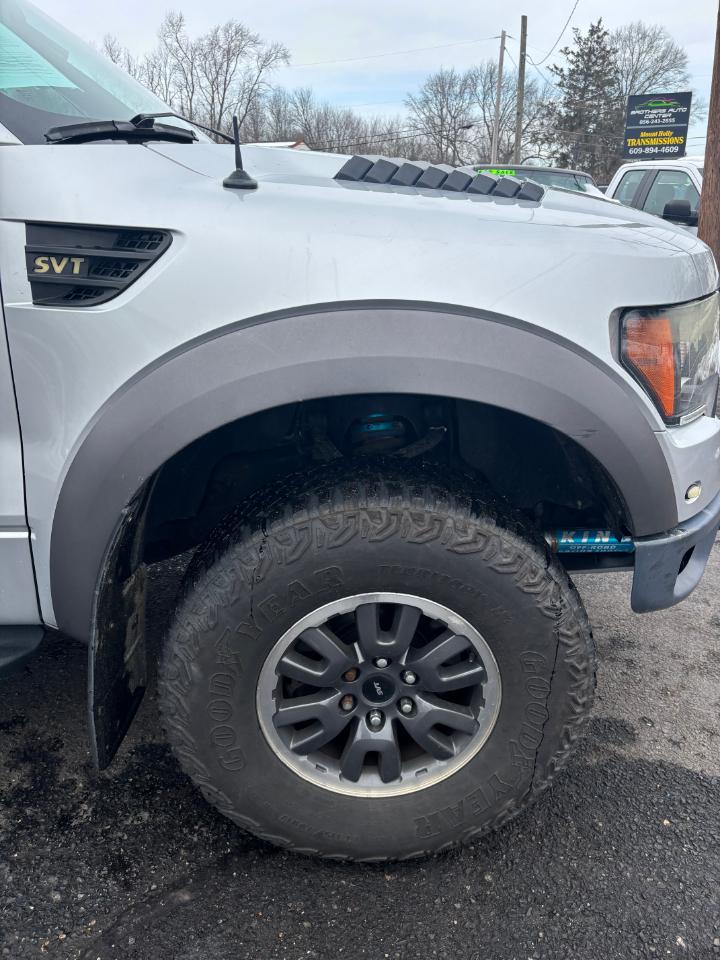 Ford F-150 4WD SuperCrew 145" SVT Raptor 2011