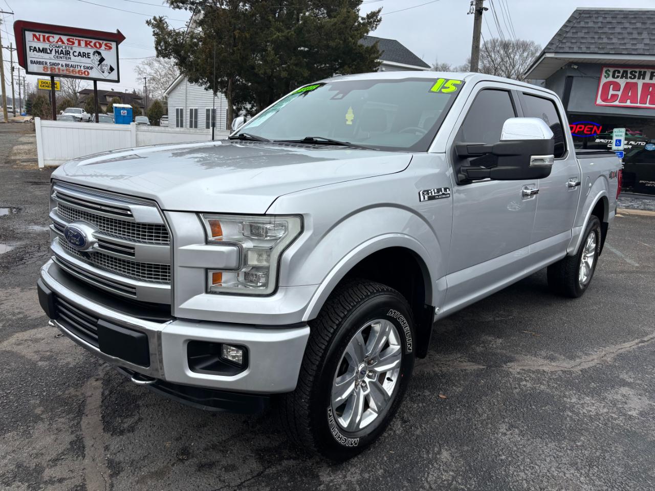 2015 Ford F-150 4WD SuperCrew 145" Platinum