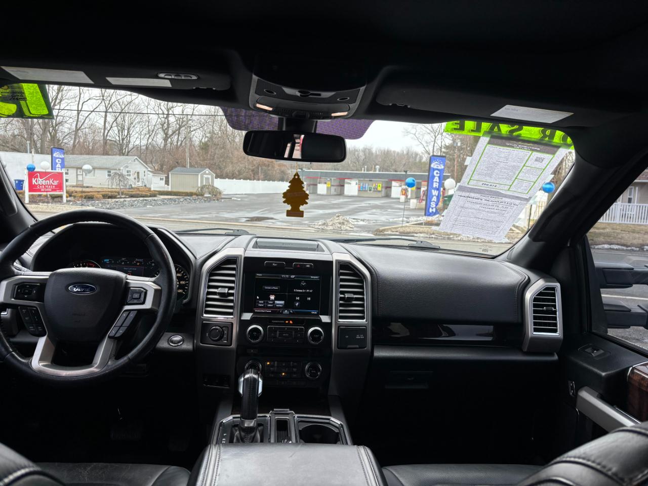 Ford F-150 4WD SuperCrew 145" Platinum 2015