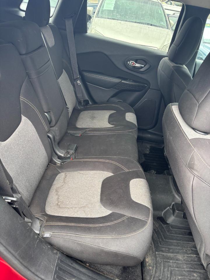 Jeep Cherokee 4WD 4dr Latitude 2014