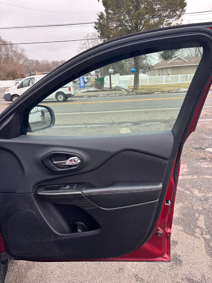 Jeep Cherokee 4WD 4dr Latitude 2014