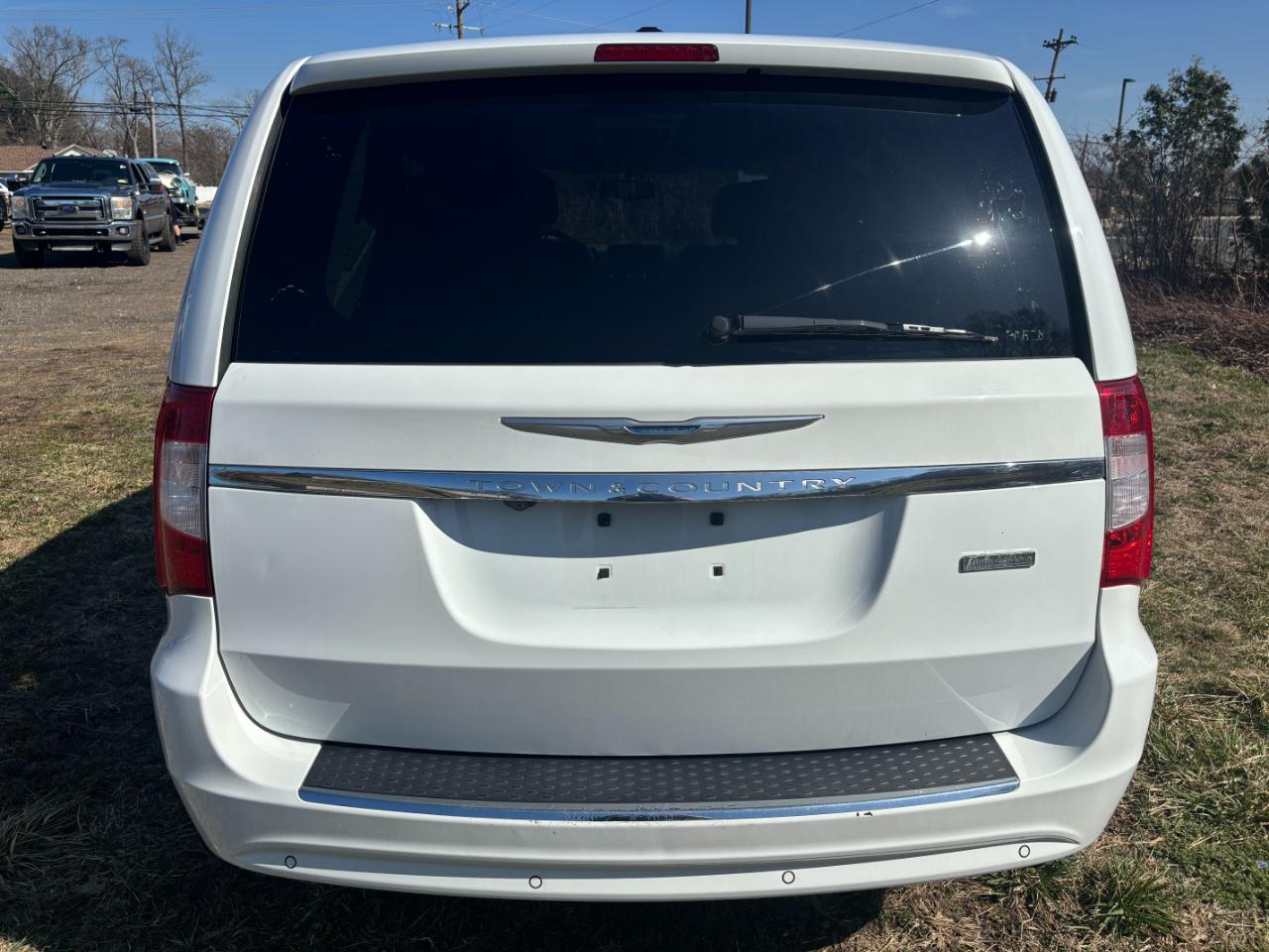 Chrysler Town & Country 4dr Wgn Touring-L 30th Anniversary 2014