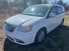 2014 Chrysler Town & Country 