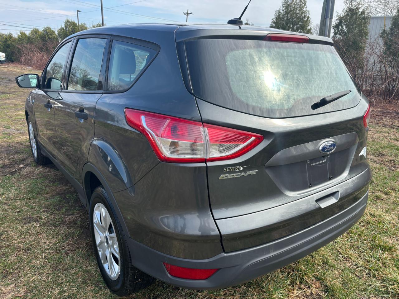 Ford Escape S 2016