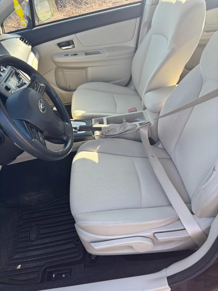 Subaru Impreza 2.0i Premium 4-Door 2012