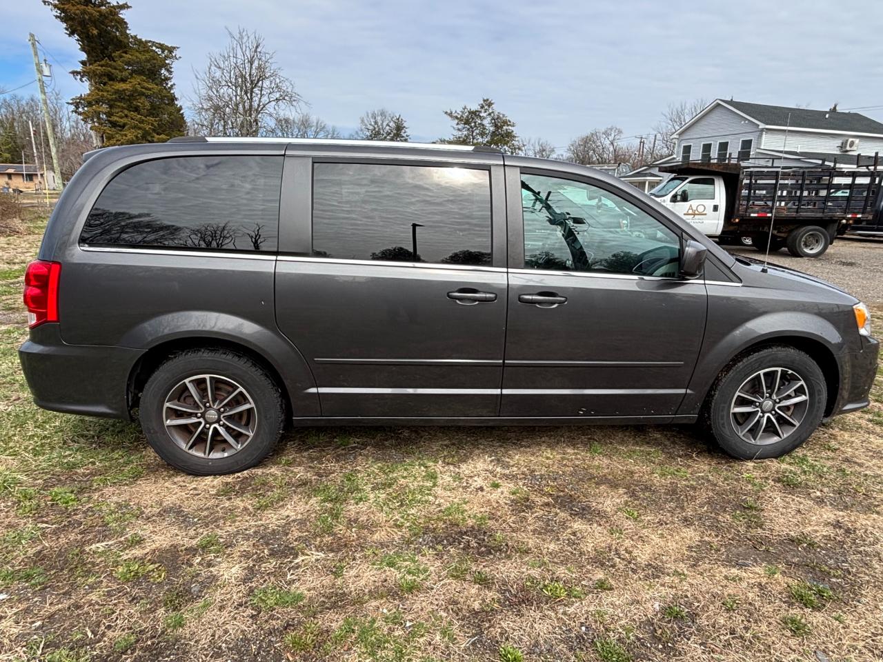 Dodge Grand Caravan 4dr Wgn SXT Plus 2016