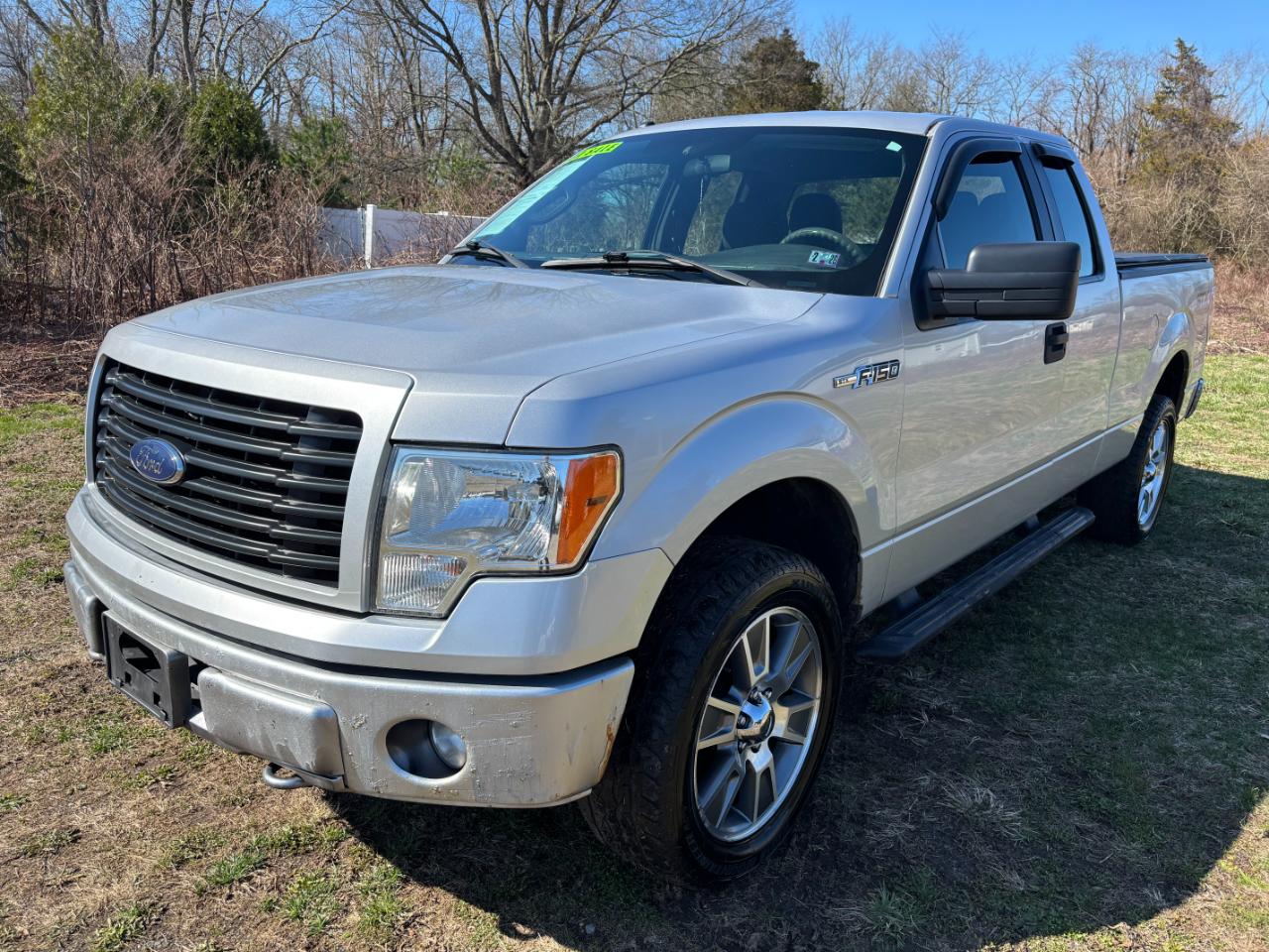 2014 Ford F-150 4WD SuperCab 145" STX