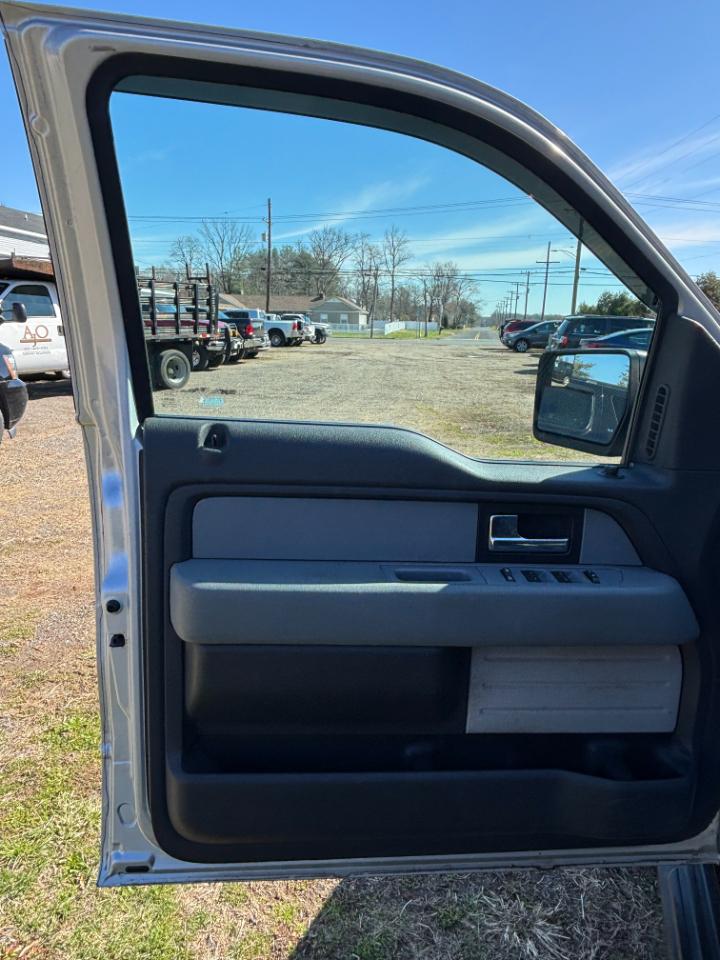 Ford F-150 4WD SuperCab 145" STX 2014