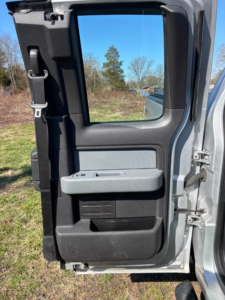 Ford F-150 4WD SuperCab 145" STX 2014