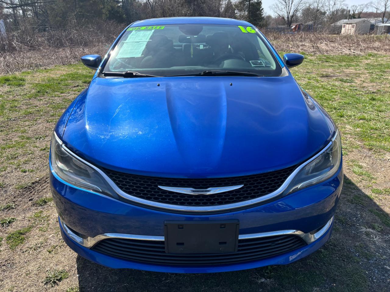 Chrysler 200 4dr Sdn Limited FWD 2016